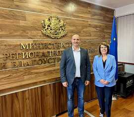 Кметът на Община Лясковец подписа шест договора за…