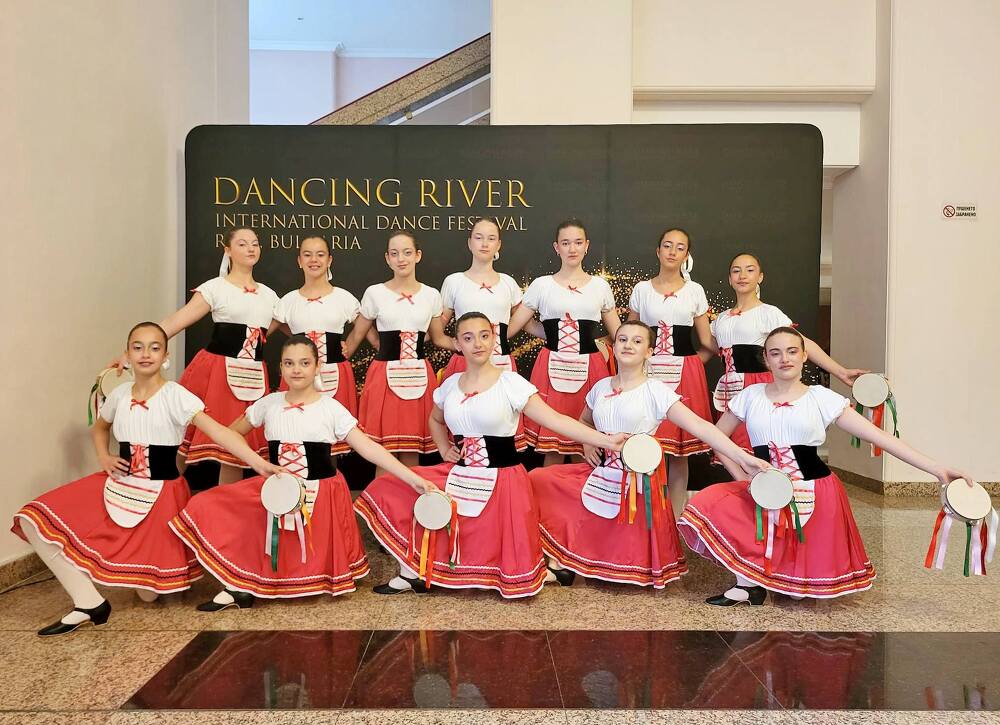 Четири купи спечелиха в Международния фестивал в Русе нашите балерини